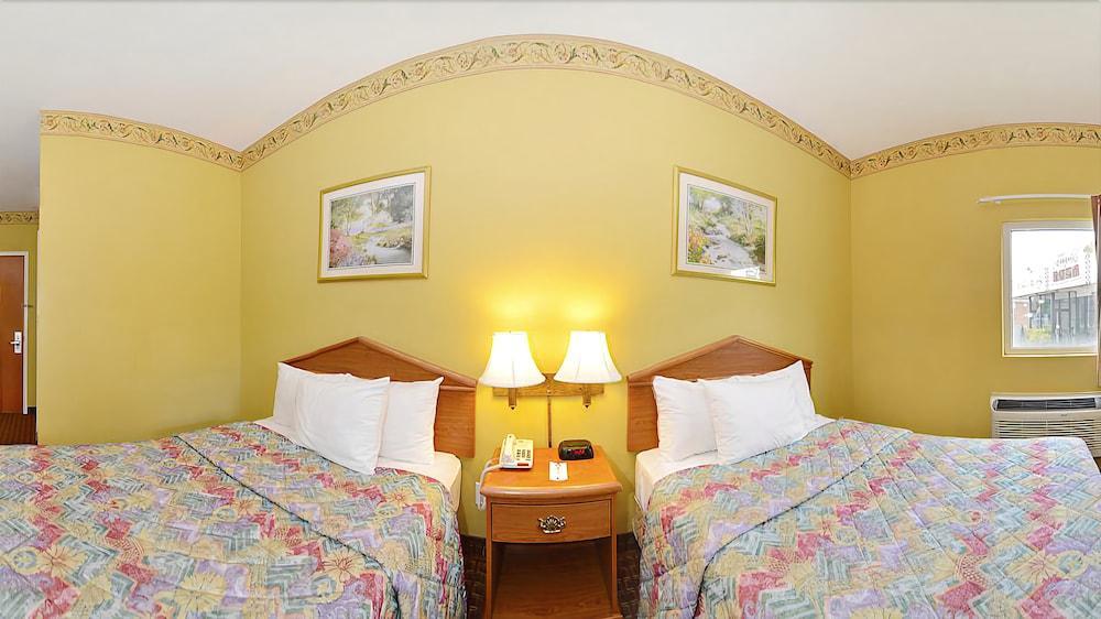 Econo Lodge Airport Louisville Esterno foto
