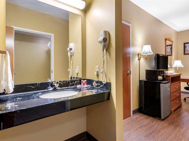 Econo Lodge Airport Louisville Esterno foto